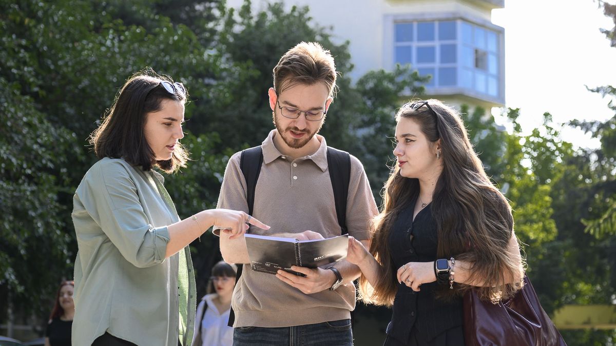 Facultatea de Automatică și Calculatoare (AC)